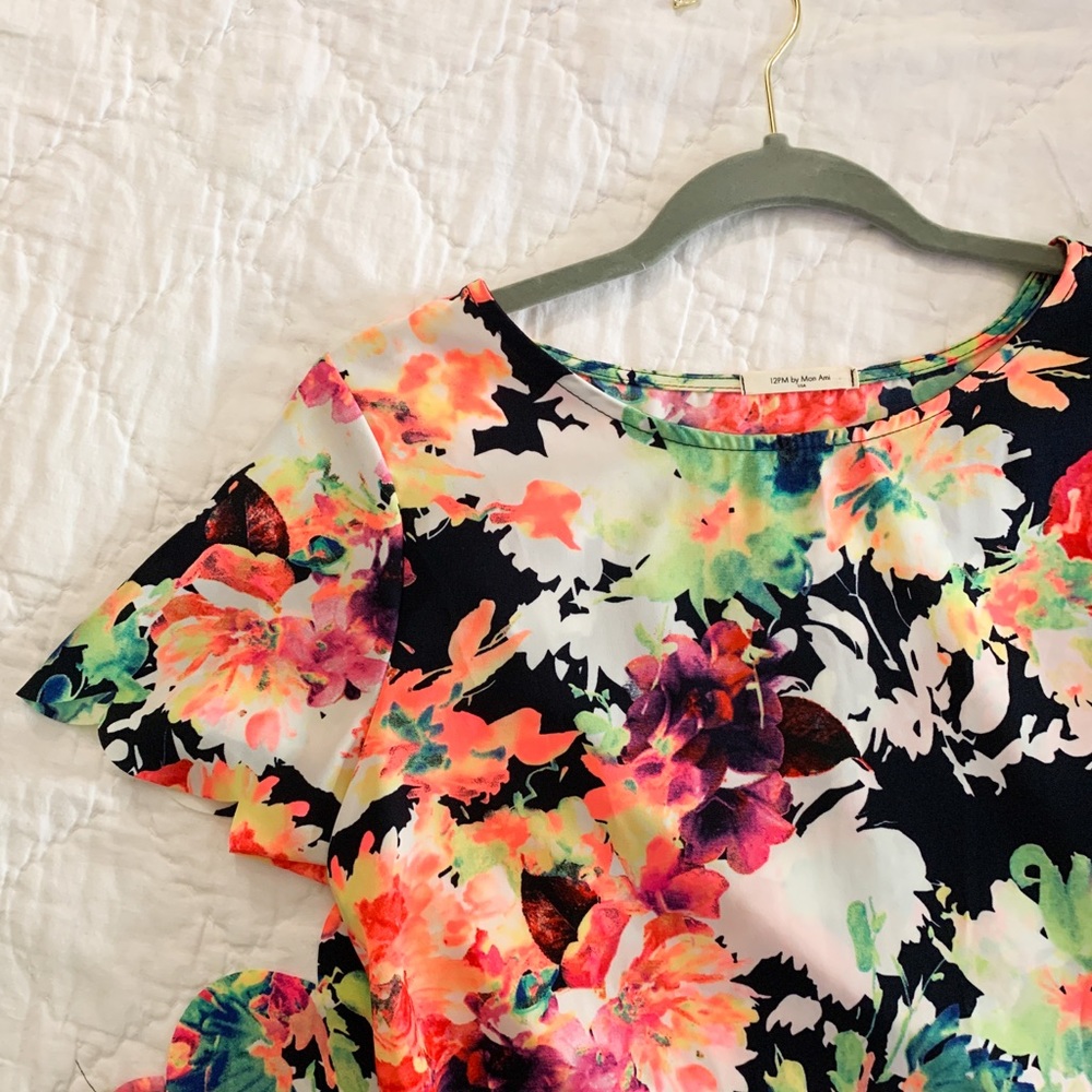 Scalloped Floral Top